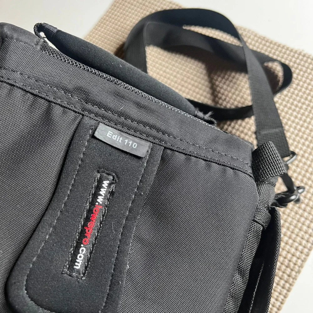 Lowepro edit 110
